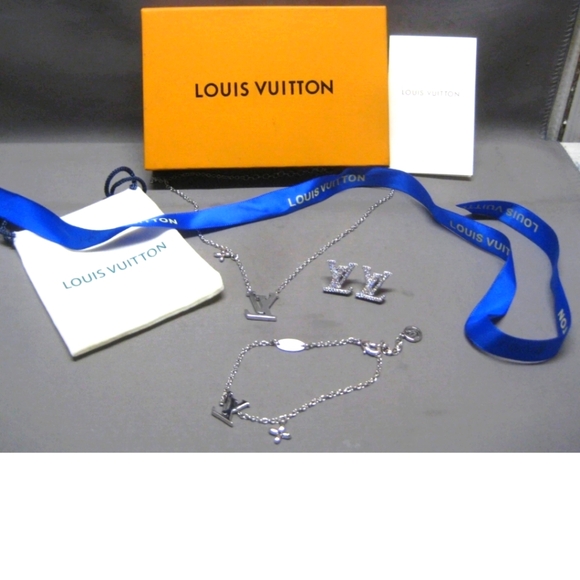 Authentic Brand New Louis Vuitton Silver Tone Jewelry Set 70% OFF Retail Cost!!! - Picture 1 of 4